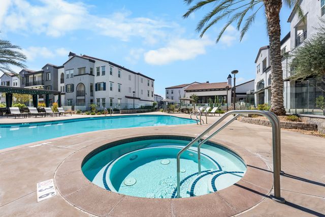 Amenities | The Crossings of Chino Hills